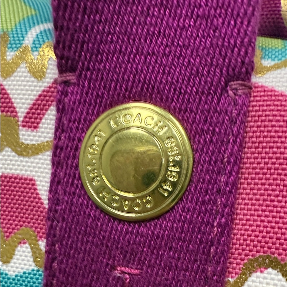 Rare Coach Poppy Graffiti  Duffel with Purple Straps and Luggage Tag- EUC - Picture 13 of 16